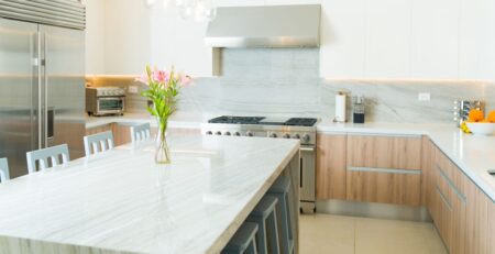 Do's and Don'ts When Selecting Cabinets and Countertops